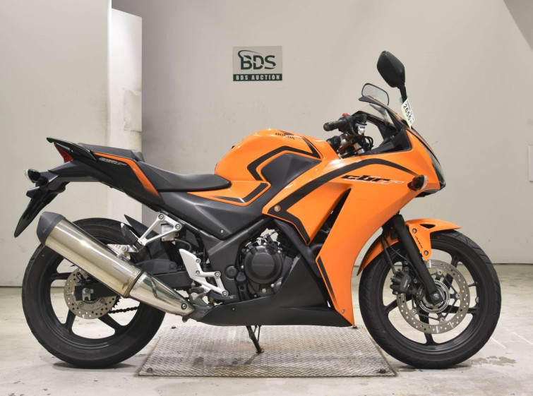 Мотоцикл Honda CBR250RA з пробігом 16607 km
