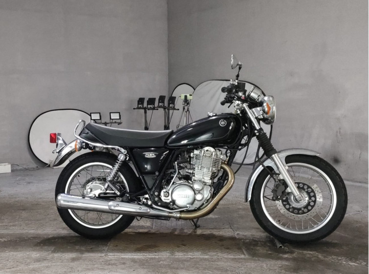 Мотоцикл Yamaha SR400 з пробігом 11644 km