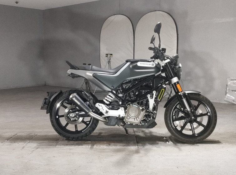Мотоцикл Husqvarna SVARTPILEN 250 с пробегом 9505 km
