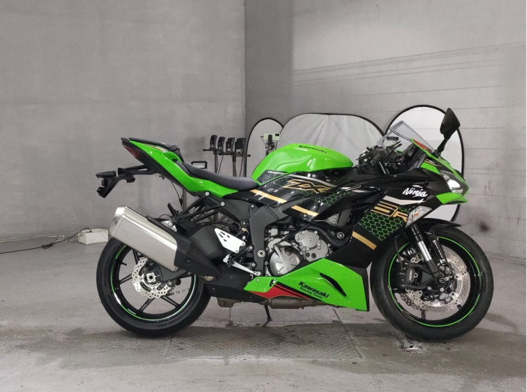 Мотоцикл Kawasaki ZX-6R з пробігом 13800 km