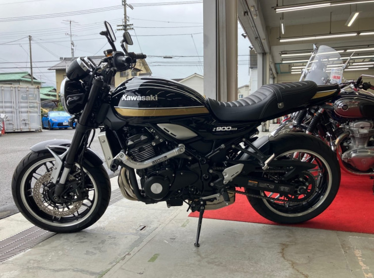 Мотоцикл Kawasaki Z900RS с пробегом 3472 km