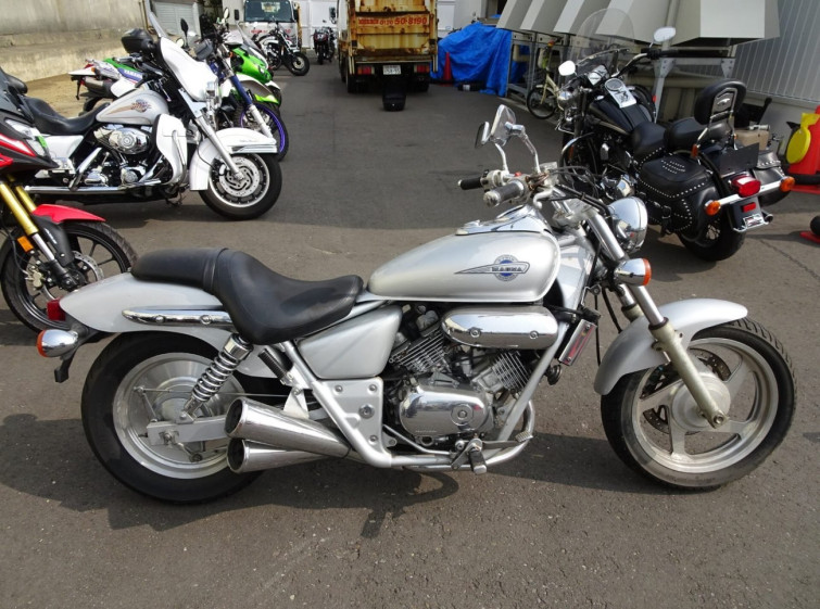 Мотоцикл Honda MAGNA250 з пробігом 39820 km