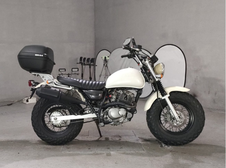 Мотоцикл Suzuki VAN VAN 200 з пробігом 211 km