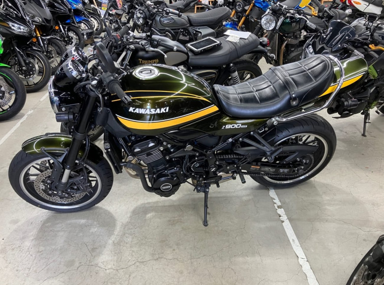 Мотоцикл Kawasaki Z900RS с пробегом 8583 km
