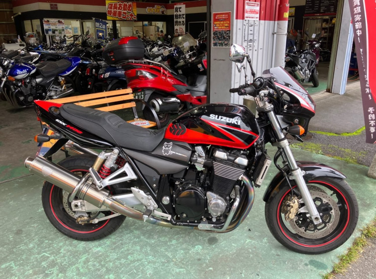 Мотоцикл Suzuki GSX1400 з пробігом 22777 km