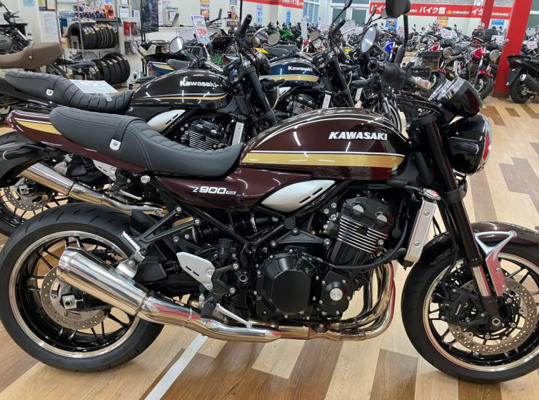 Мотоцикл Kawasaki Z900RS с пробегом 523 km