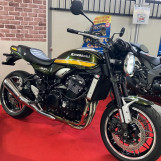 Мотоцикл Kawasaki Z900RS с пробегом 6150 km