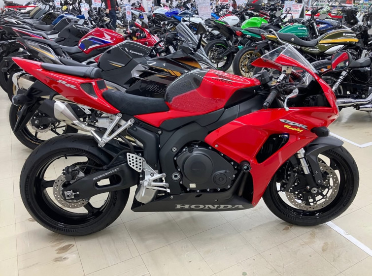 Мотоцикл Honda CBR1000RR з пробігом 13971 km