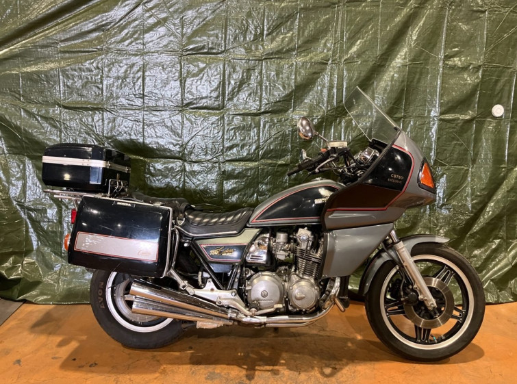 Мотоцикл Honda CB750 CUSTOM с пробегом 13984 km