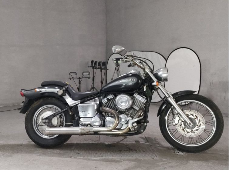 Мотоцикл Yamaha DRAGSTAR XVS400 CLASSIC с пробегом 18093 km