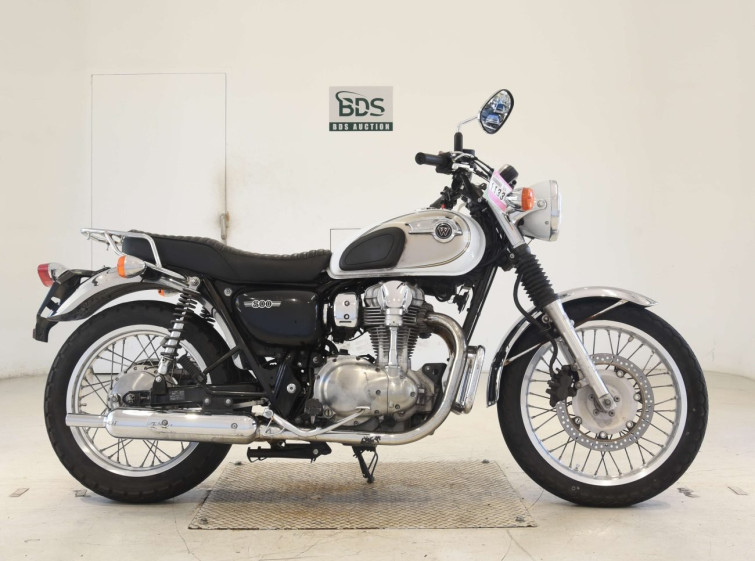 Мотоцикл Kawasaki W800 с пробегом 65561 km