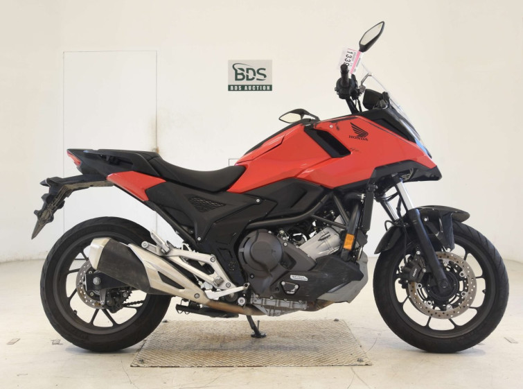 Мотоцикл Honda NC750XD с пробегом 7233 km