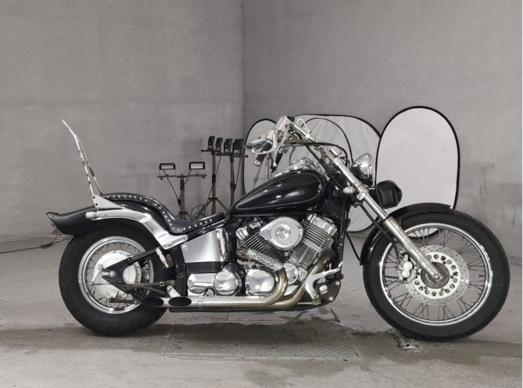 Мотоцикл Yamaha DRAGSTAR XVS400 з пробігом 27731 km