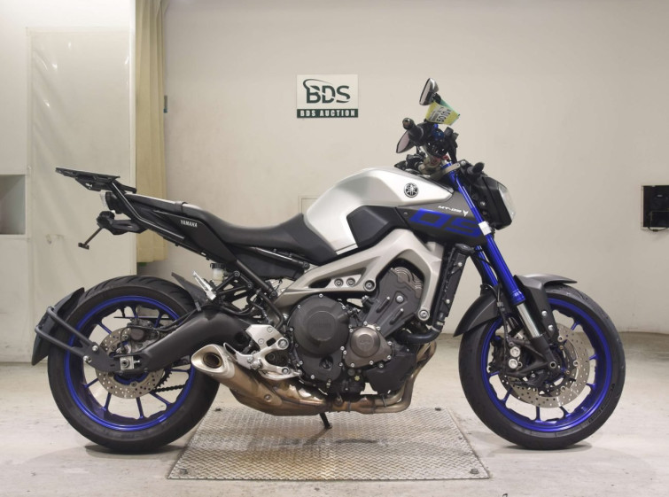 Мотоцикл Yamaha MT-09 з пробігом 30716 km