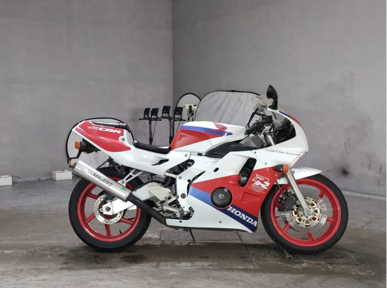 Мотоцикл Honda CBR250RR з пробігом 20084 km