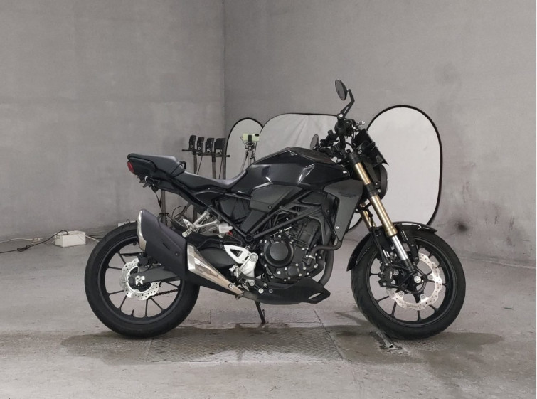 Мотоцикл Honda CB250R з пробігом 4595 km