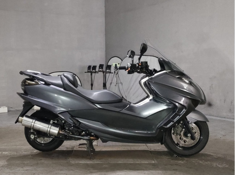 Мотоцикл Yamaha MAJESTY 250 с пробегом 17972 km