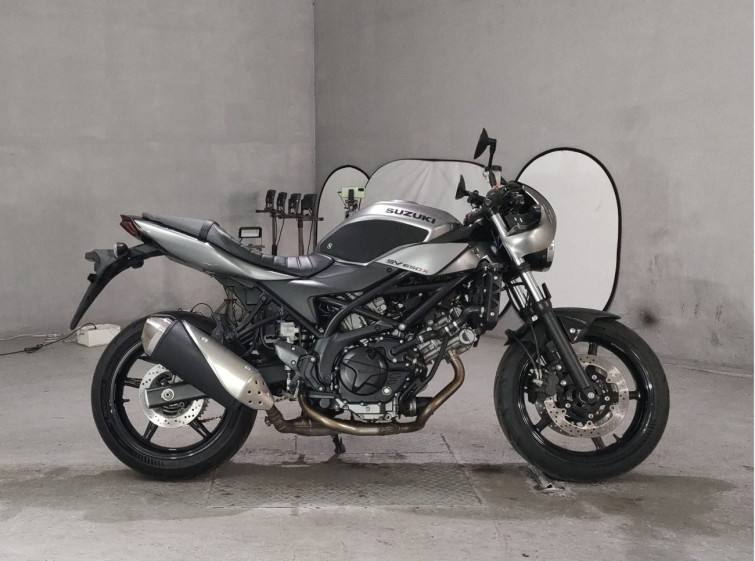 Мотоцикл Suzuki SV650X с пробегом 11367 km