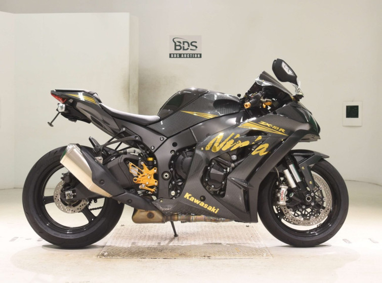 Мотоцикл Kawasaki NINJA ZX-10R с пробегом 24225 km