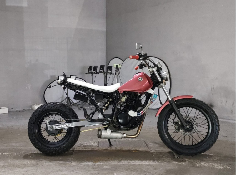 Мотоцикл Yamaha TW225 з пробігом 3029 km