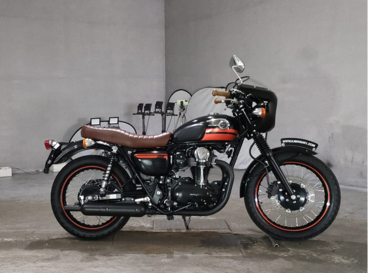 Мотоцикл Kawasaki W800 с пробегом 8170 km