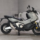 Мотоцикл Honda X-ADV750 з пробігом 7122 km