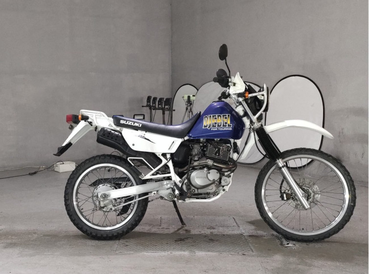 Мотоцикл Suzuki DJEBEL200 с пробегом 75967 km