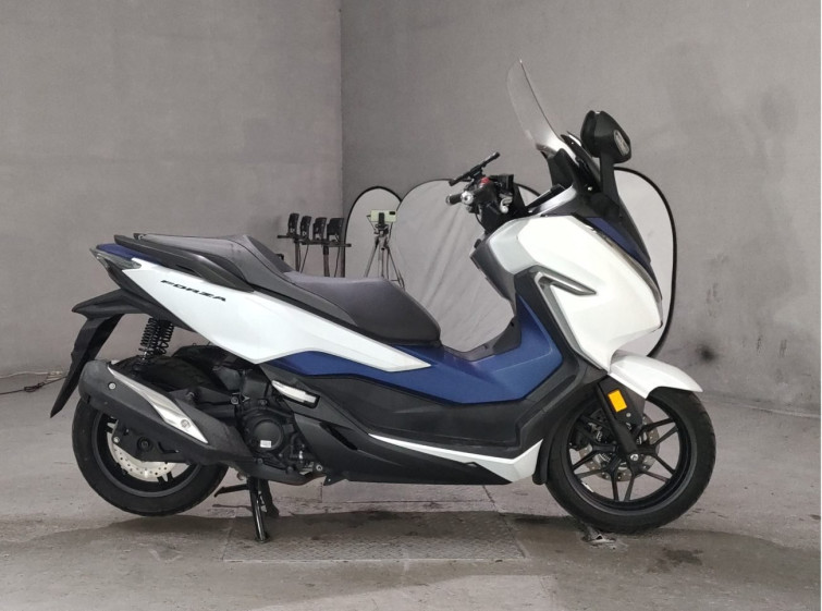Мотоцикл Honda FORZA з пробігом 14357 km