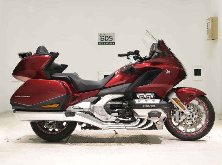 Мотоцикл Honda GL1800 TOUR D з пробігом 17559 km