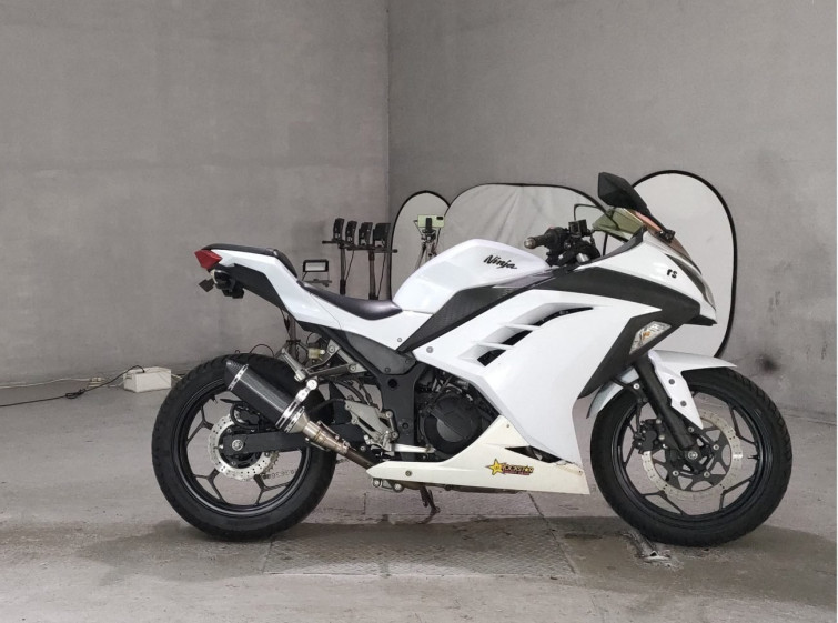 Мотоцикл Kawasaki NINJA250 с пробегом 15359 km