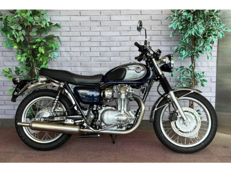 Мотоцикл Kawasaki W800 з пробігом 14103 km