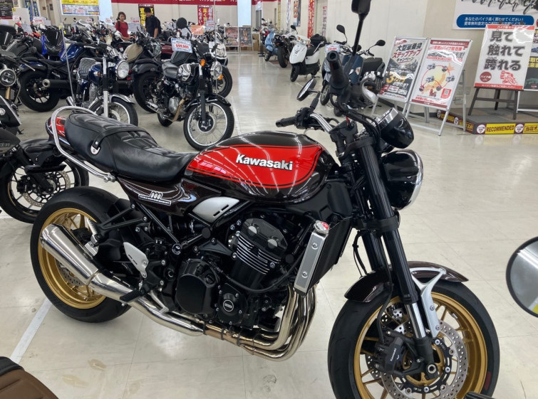 Мотоцикл Kawasaki Z900RS с пробегом 18114 km