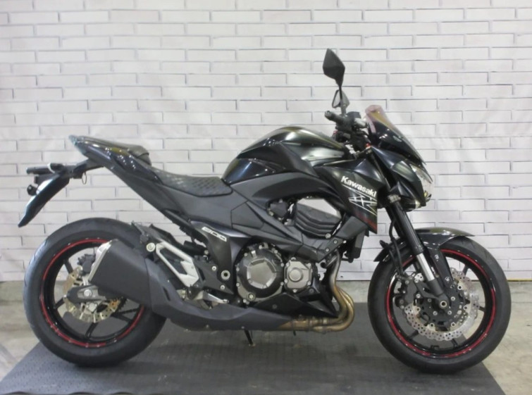 Мотоцикл Kawasaki Z800 с пробегом 5018 km