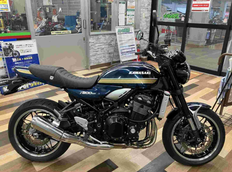 Мотоцикл Kawasaki Z900RS з пробігом 2235 km