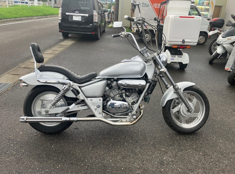 Мотоцикл Honda MAGNA250 з пробігом 43517 km