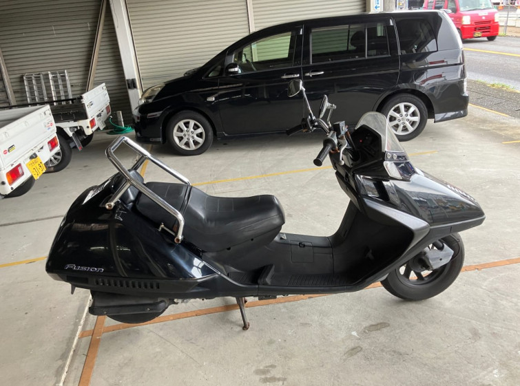 Мотоцикл Honda FUSION з пробігом 16360 km