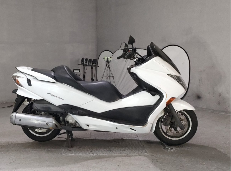 Мотоцикл Honda FORZA X з пробігом 55876 km