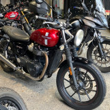 Мотоцикл Triumph STREET TWIN з пробігом 33762 km