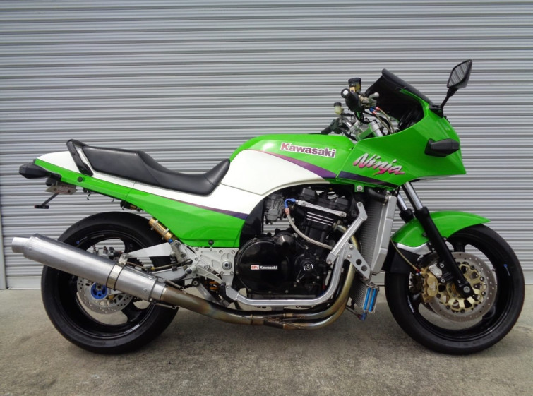 Мотоцикл Kawasaki GPZ900R с пробегом 10099 km