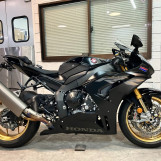 Мотоцикл Honda CBR1000RR-R FB SP с пробегом 1571 km