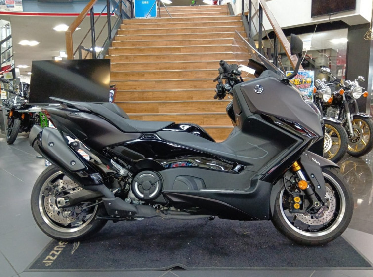 Мотоцикл Yamaha T-MAX560TECHMAXABS с пробегом 3018 km