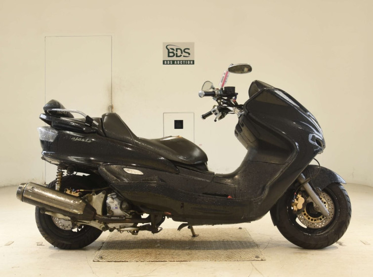 Мотоцикл Yamaha MAJESTY 250C с пробегом 28995 km