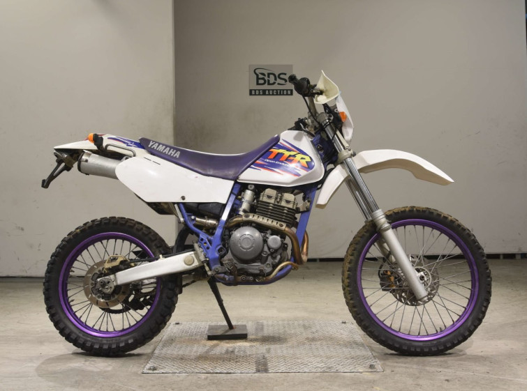 Мотоцикл Yamaha TT250R с пробегом 4429 km