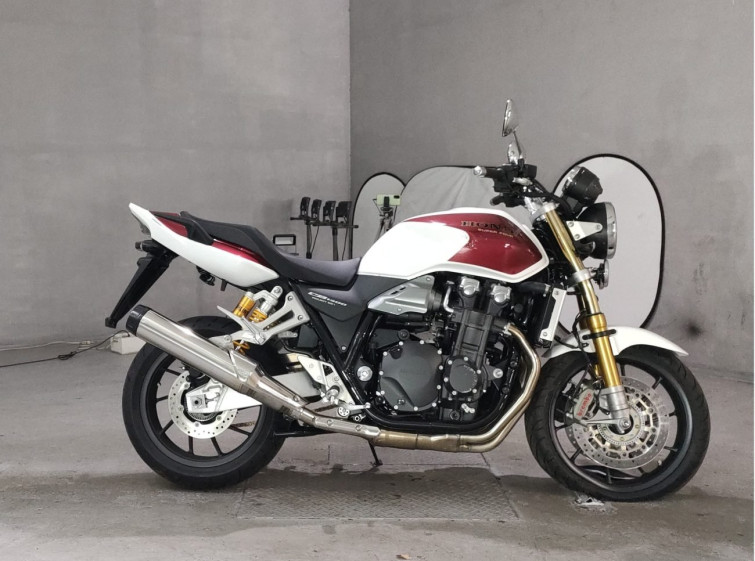 Мотоцикл Honda CB1300SF з пробігом 1187 km