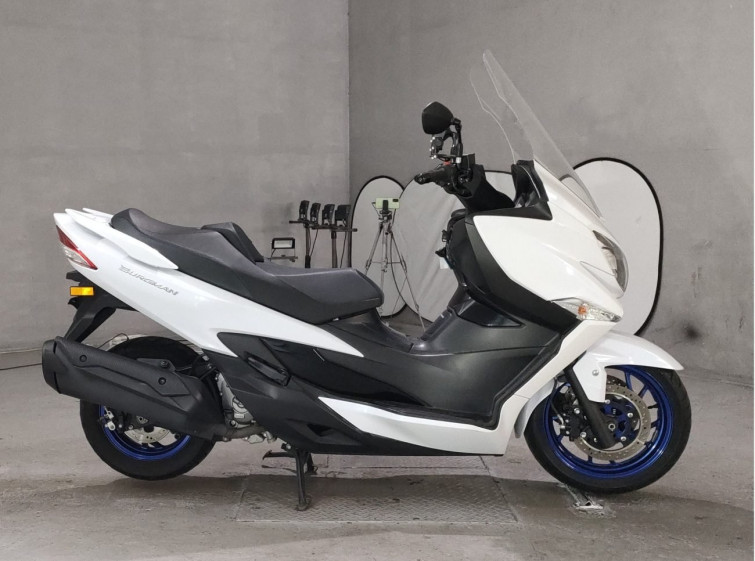Мотоцикл Suzuki BURGMAN400 с пробегом 9978 km