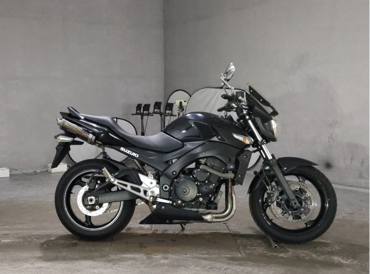 Мотоцикл Suzuki GSR400 с пробегом 35319 km