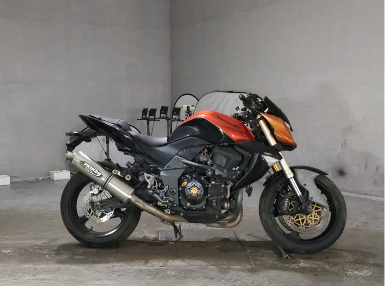 Мотоцикл Kawasaki Z1000