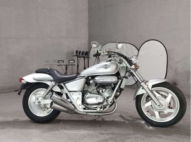 Мотоцикл Honda MAGNA250 с пробегом 17396 km