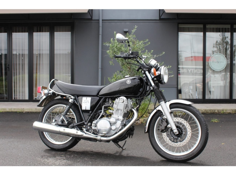 Мотоцикл Yamaha SR400 з пробігом 7253 km