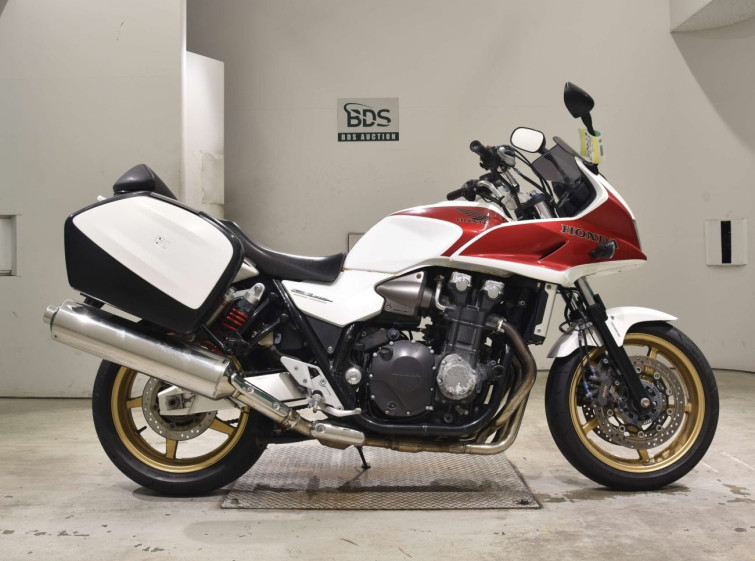 Мотоцикл Honda CB1300SF ST с пробегом 22565 km